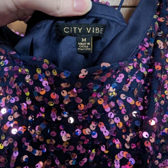 Short Purple homecoming dress - Sequins - one shoulder - medium - form fitting - Picture 4 of 11